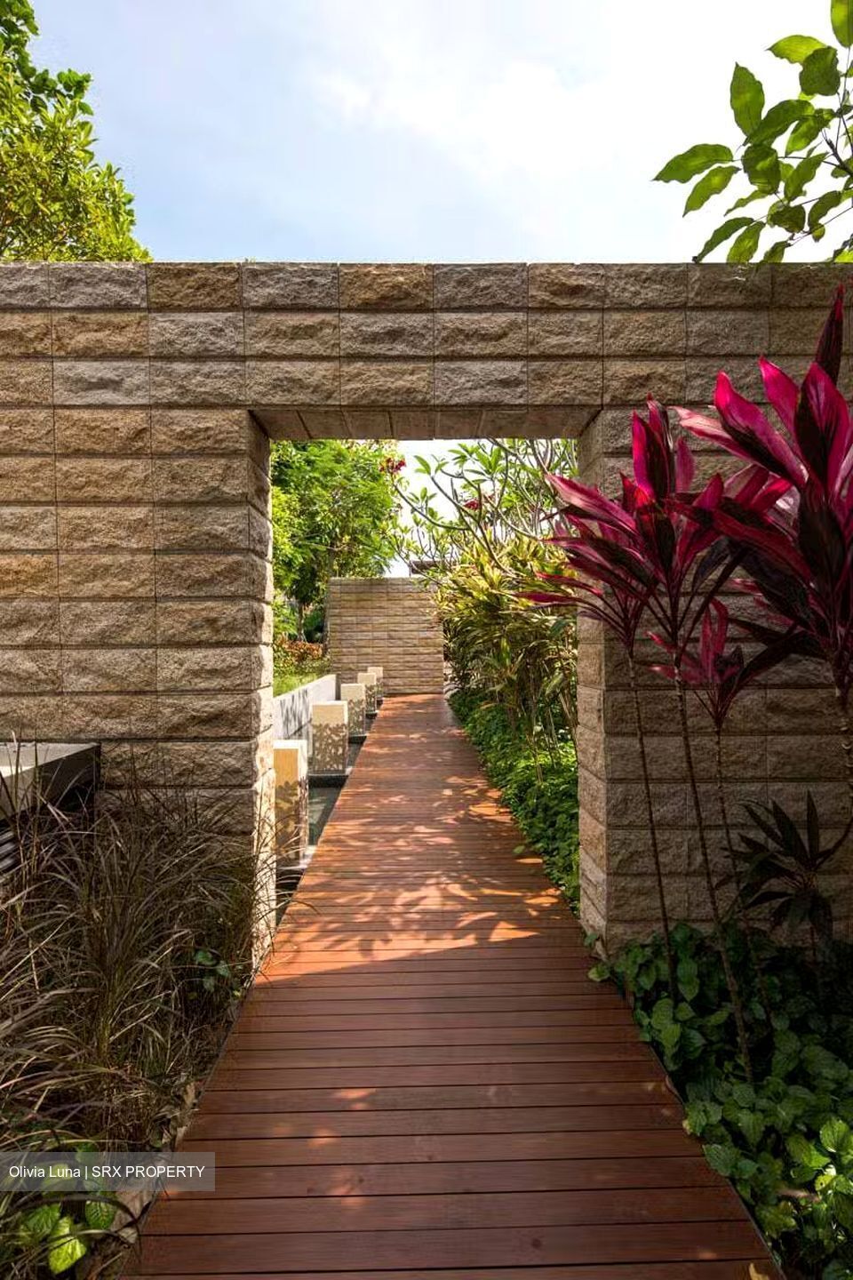 Kandis Residence (D27), Condominium #529395031